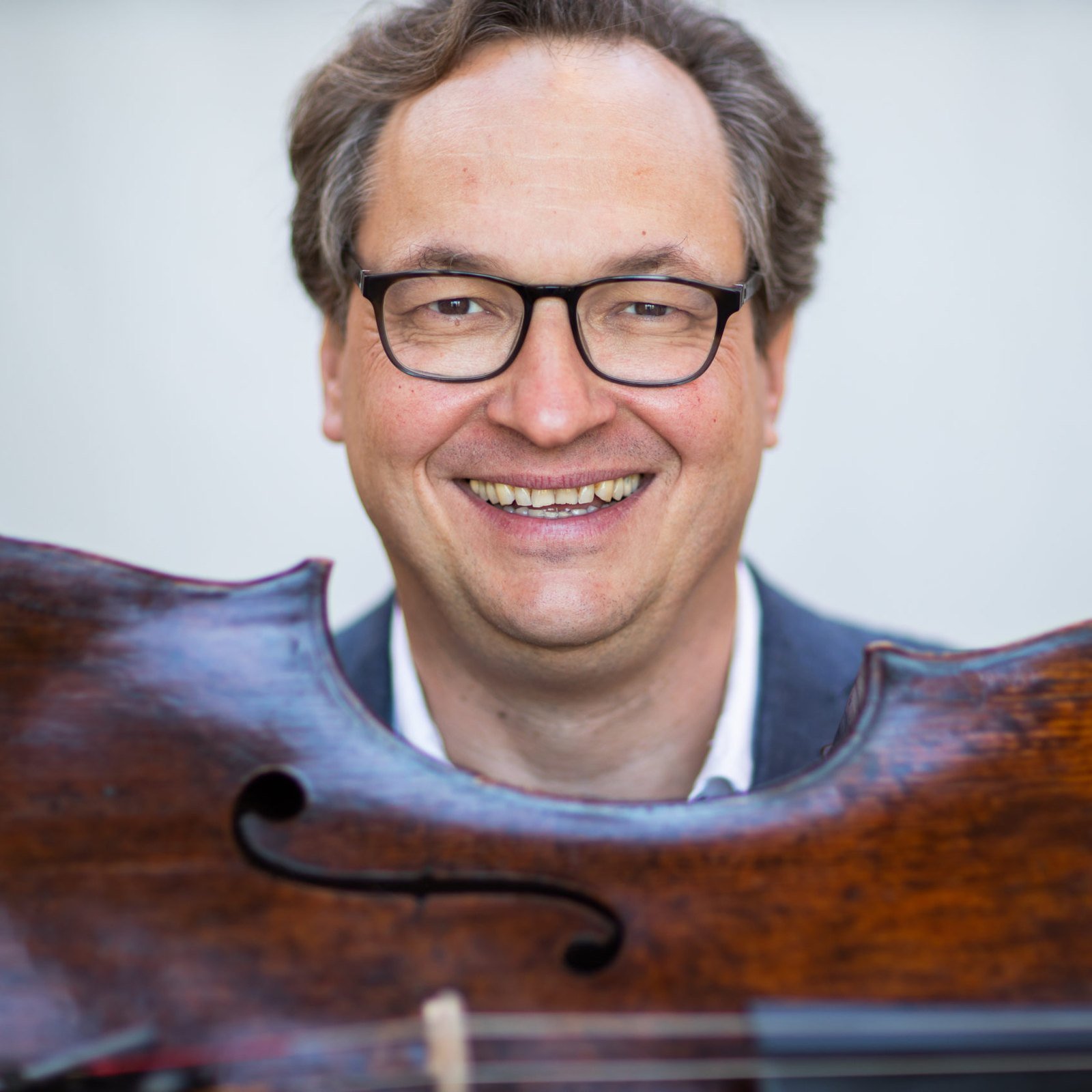 Alexander Hülshoff, cello